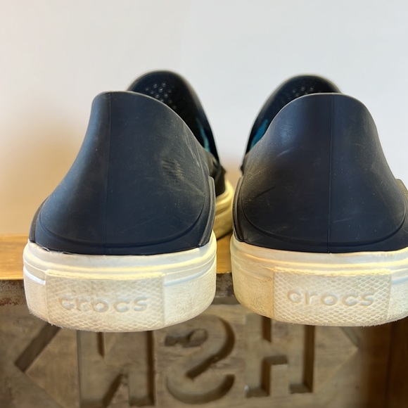 Croc brand slide on shoes. - Picture 5 of 5